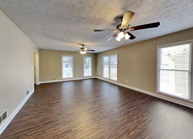 Building Photo - The Enclave at Breckinridge