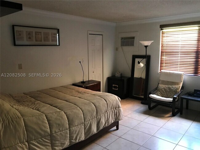 Foto del edificio - 7000 NW 186th St