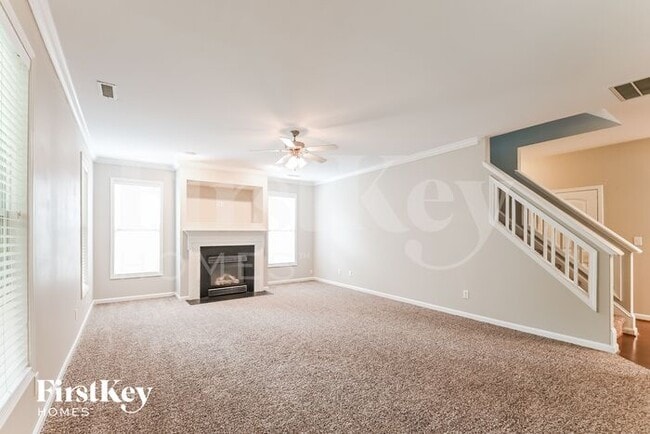 Building Photo - 1020 Bridlemine Dr