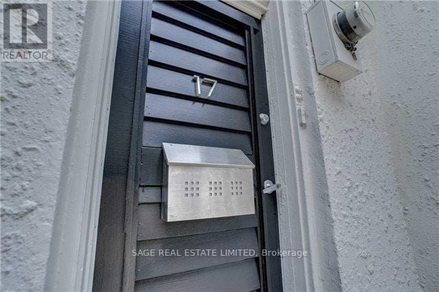 Photo du bâtiment - 17 Rebecca St