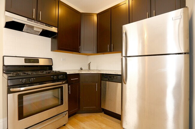 Foto del edificio - 432 W Surf St