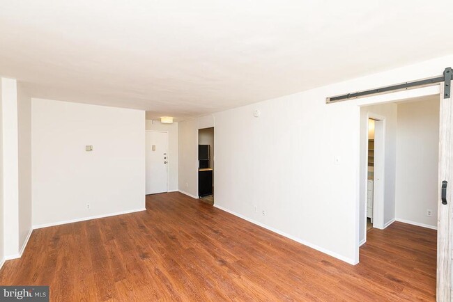 Foto del edificio - 1420 N St NW