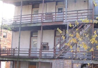 Building Photo - 563 S 28th St