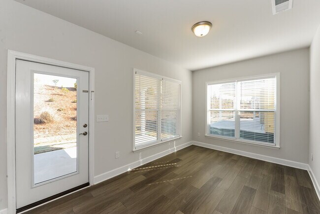 Building Photo - 119 Alcovy Ct