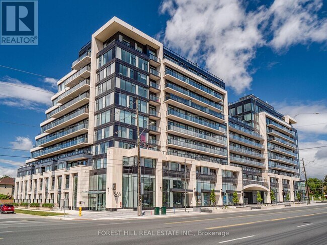 Photo du bâtiment - 8188 Yonge St