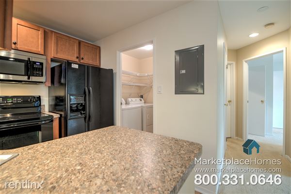 Building Photo - 1329 E Wyndham Cir