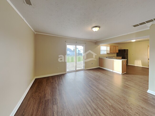 Foto del edificio - 716 Greene Ct