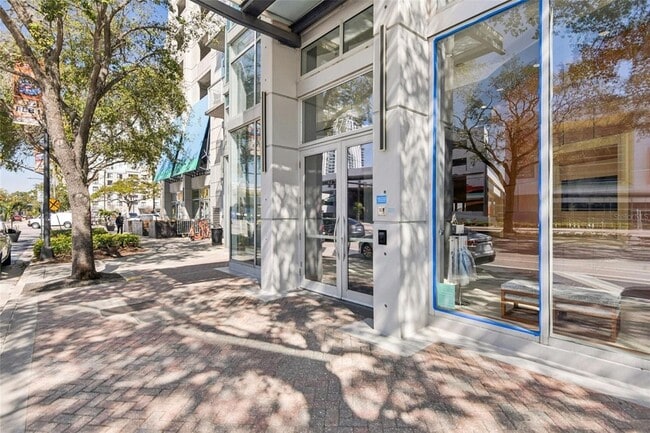 Foto del edificio - 777 N Ashley Dr