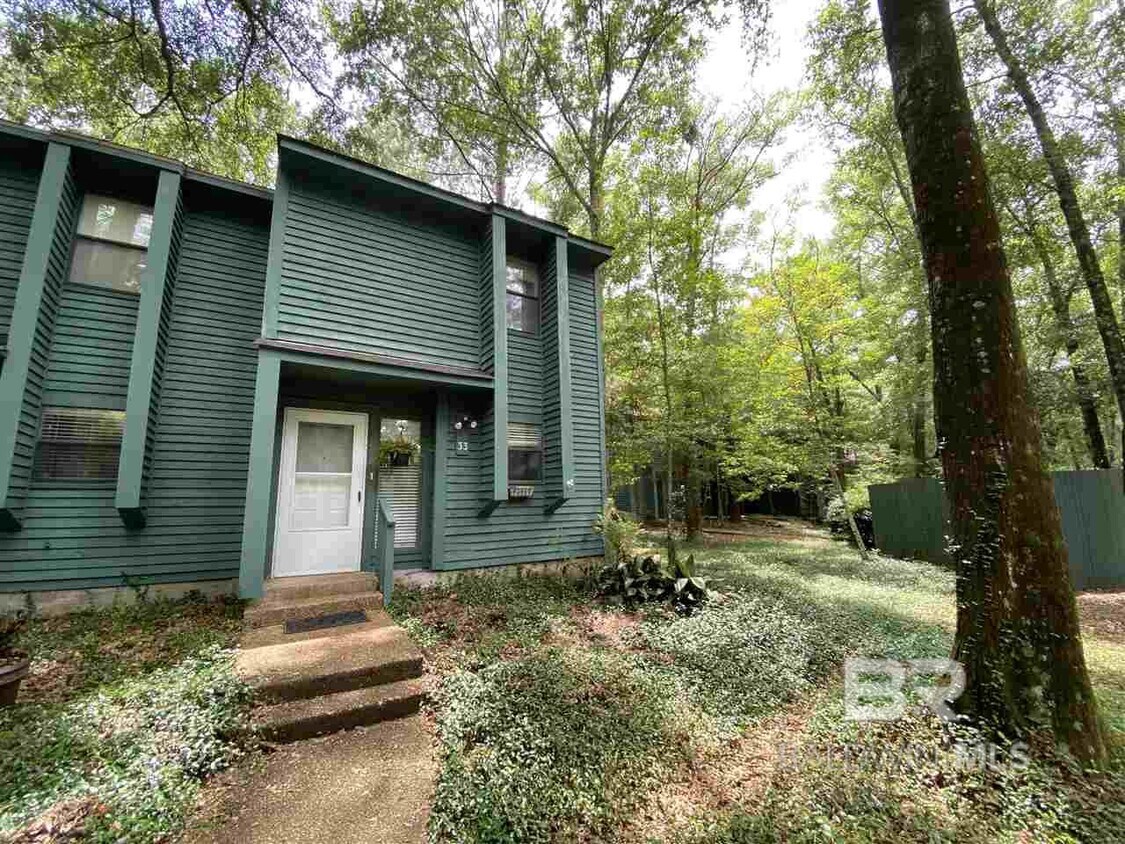 33 Summer Oaks Dr, Daphne, AL 36526 Condo for Rent in Daphne, AL