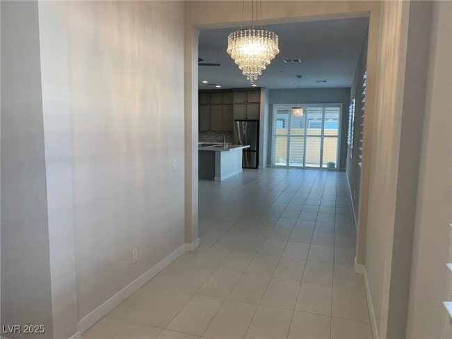 Foto del edificio - 819 Silverton Spgs St