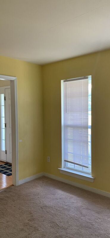 Building Photo - 901 Triple Oak Ct