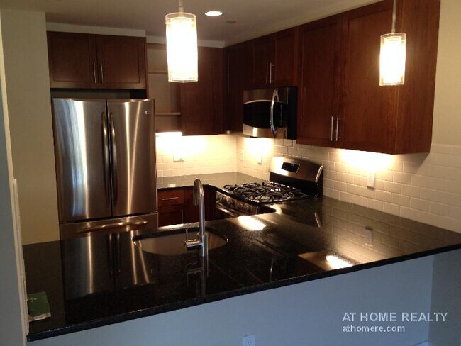 Foto del edificio - 326 Hammond St