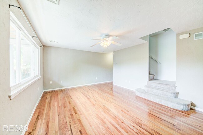 Building Photo - 4 br, 1 bath House - 226 Seward Mt Washington