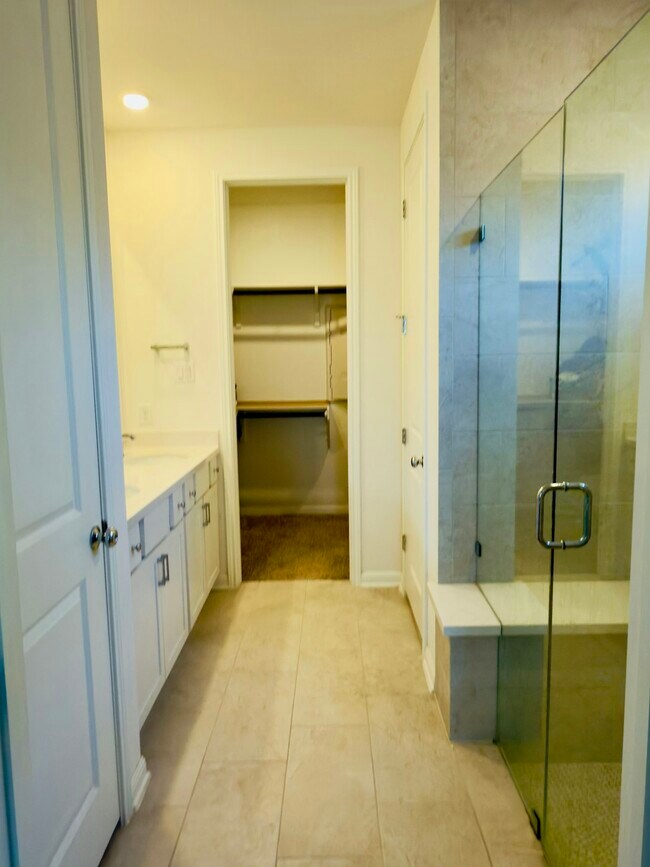 Foto del edificio - 113 Anejo Blf Ct