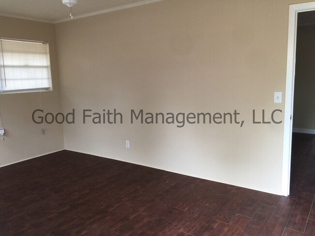 Foto del edificio - 537 Aiken St