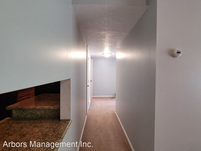 Foto del edificio - 2 br, 1 bath House - 960 Chatham Park Driv...