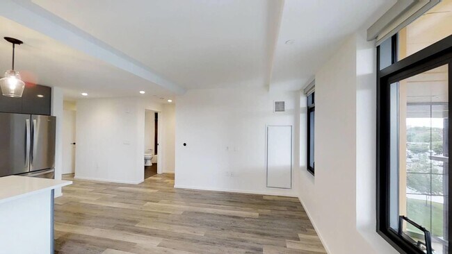 Foto del edificio - 345 Harrison Ave