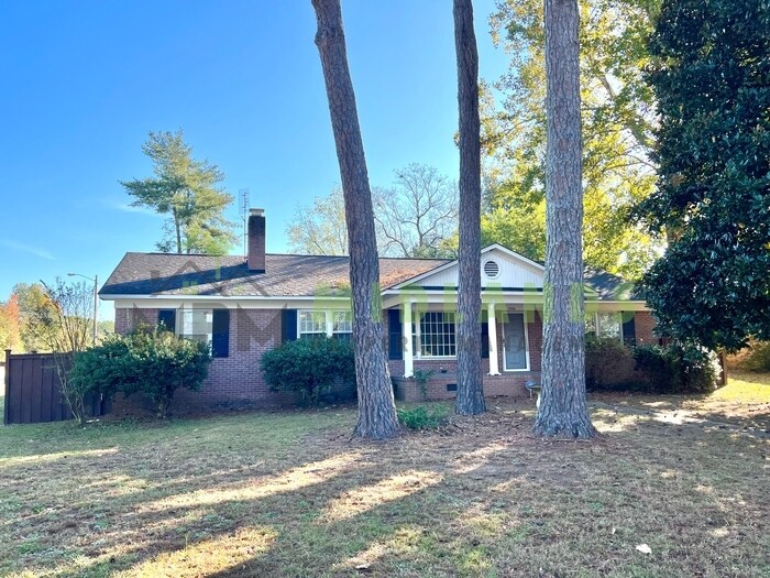 Primary Photo - 7006 Liberty Hill Rd