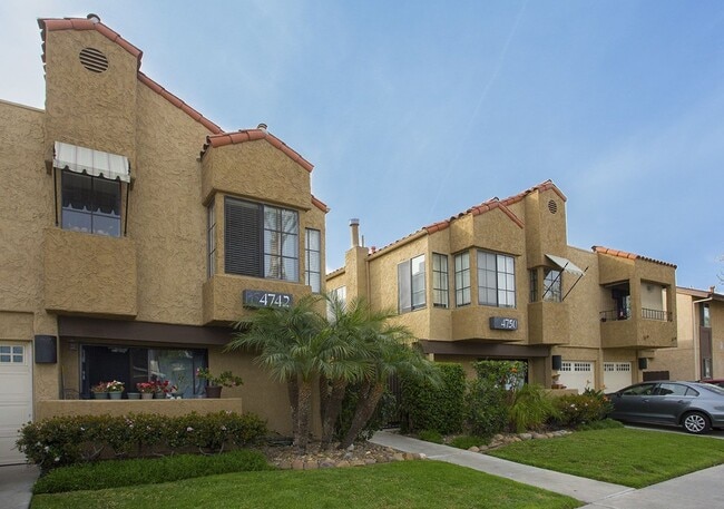 Building Photo - Beautiful 1 BR in the Heart of North Park ...