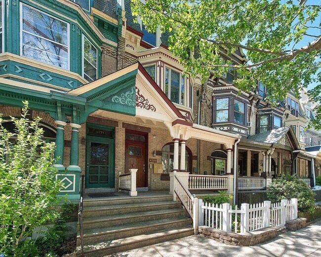 Building Photo - 4240 Pine Street