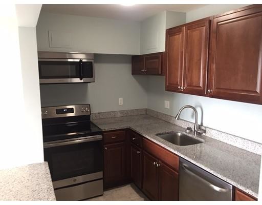 Building Photo - 80 Herrick St