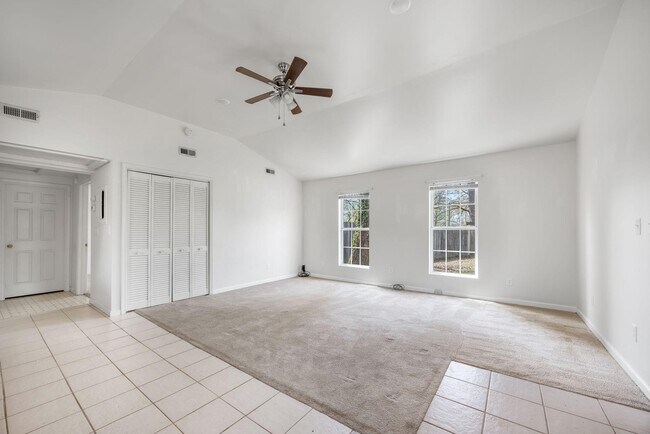 Foto del edificio - 208 Telegraph Rd