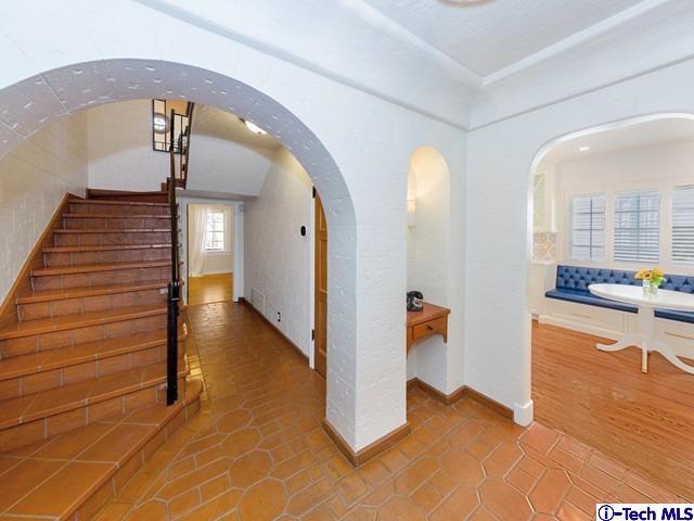 Building Photo - 1335 Moncado Dr