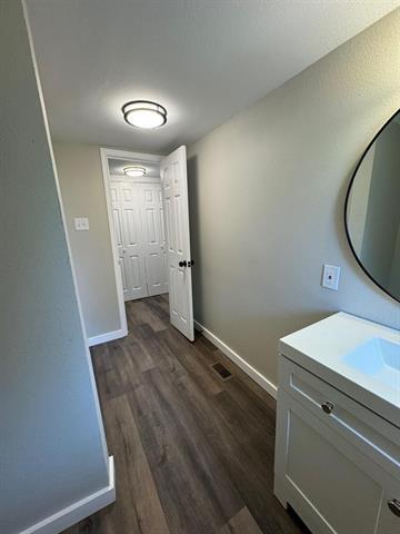 Building Photo - 1201 N Rusk St