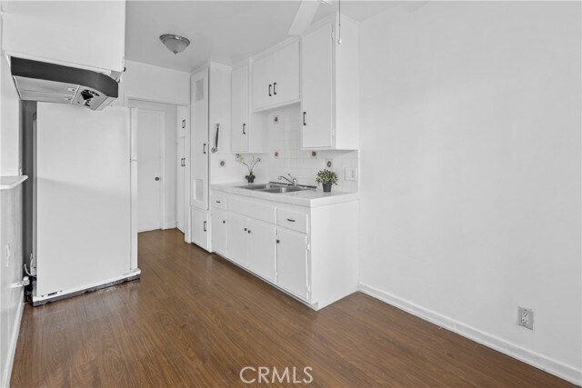 Foto del edificio - 330 W Laurel St