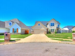 Building Photo - 6271 NW 178th Cir