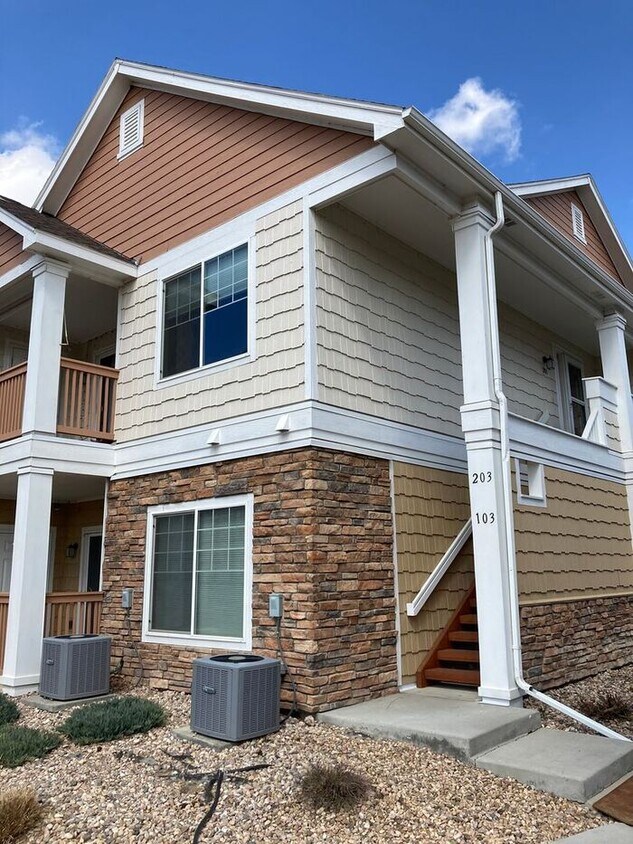 4855 Hahns Peak Dr Unit 203, Loveland, CO 80538 Condo for Rent in