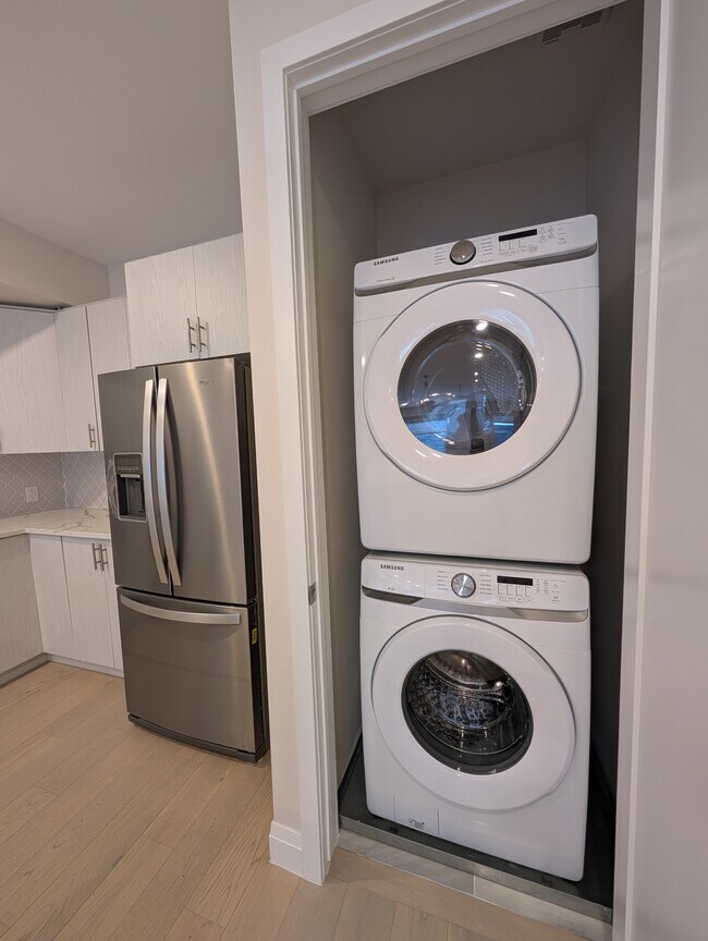 Photo du bâtiment - 812 Star Private