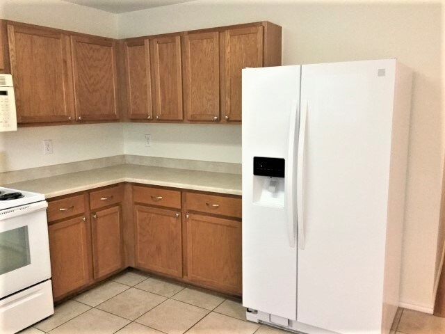 Building Photo - 248 Texas Mulberry