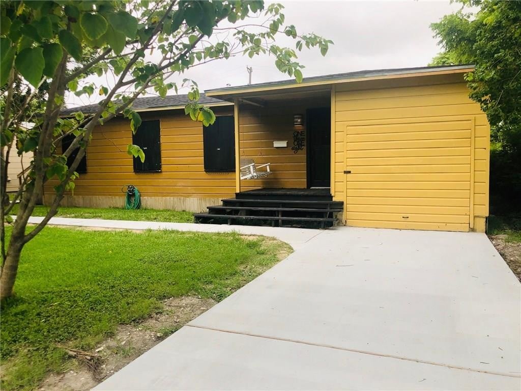 1318 Miami Dr, Corpus Christi, TX 78415 House for Rent in Corpus