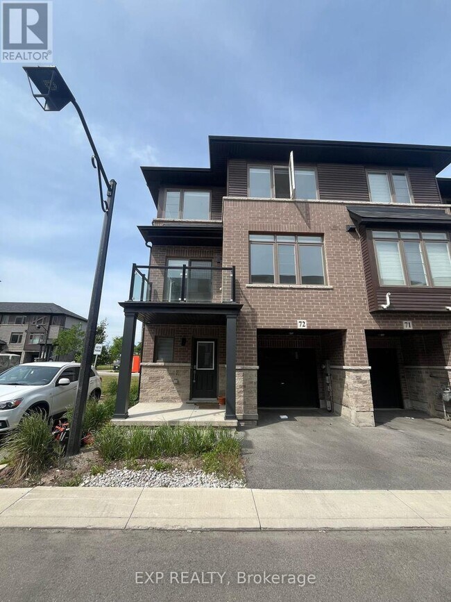 Photo du bâtiment - 575-575 Woodward Ave