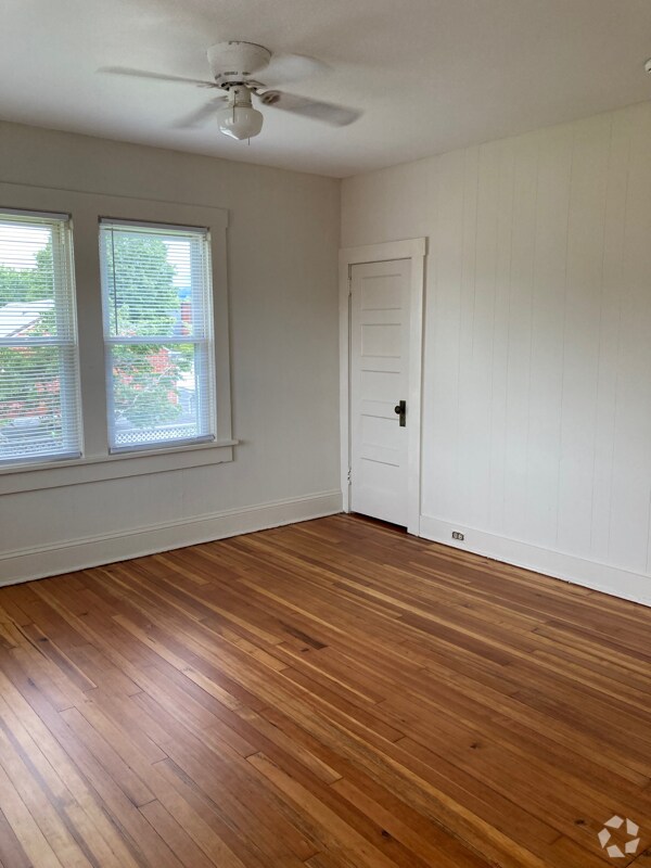 Castle Court Apartments under 1,200 Elizabethton, TN 6 Rentals