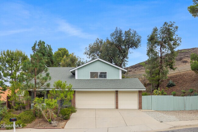 Building Photo - 3050 Wildwood Ave