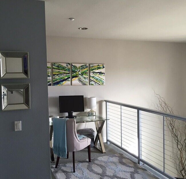 Foto del edificio - "Chic 1-Bedroom Retreat in Palo Alto with ...