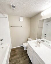 Building Photo - Stone Canyon