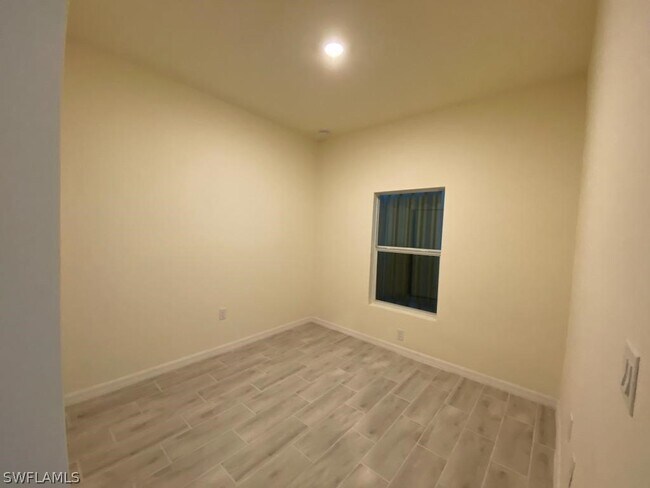 Foto del edificio - 4903 Jordan Ave S