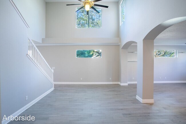 Foto del edificio - 3 br, 2.5 bath House - 2054 Michael Tiago Cir