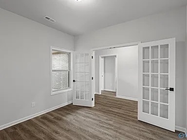Building Photo - 113 Striker Ln