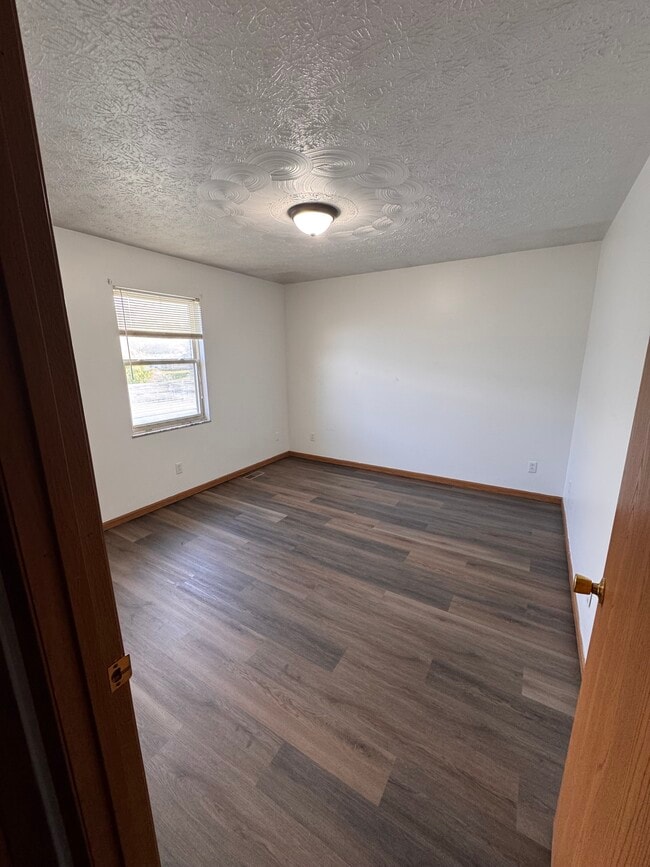 Building Photo - 230 Township Road 1110