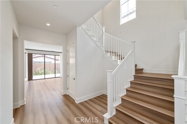 Building Photo - 216 Piazza