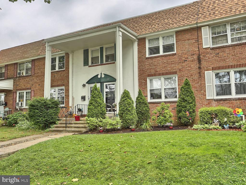 Foto principal - 224 Sycamore Rd