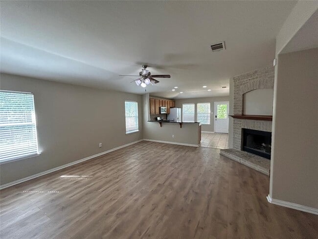 Building Photo - 200 Hartung Cove