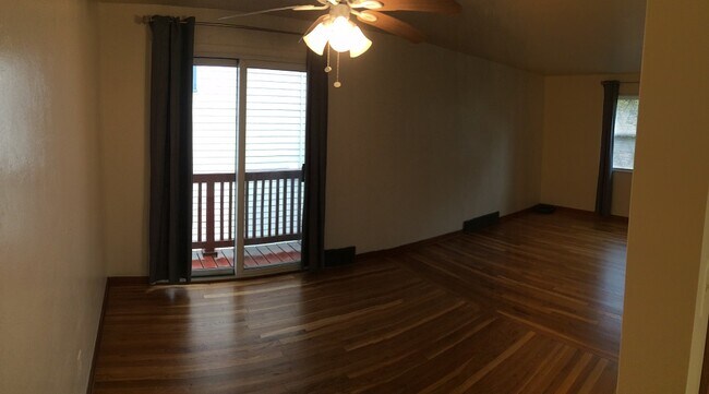 DINING ROOM DOOR TO WRAP AROUND BALCONY - 44 S Euclid Ave