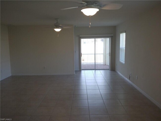 Foto del edificio - 142 SE 28th Terrace