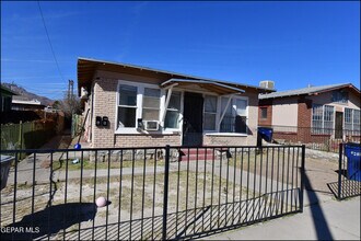 Building Photo - 3519 Douglas Ave