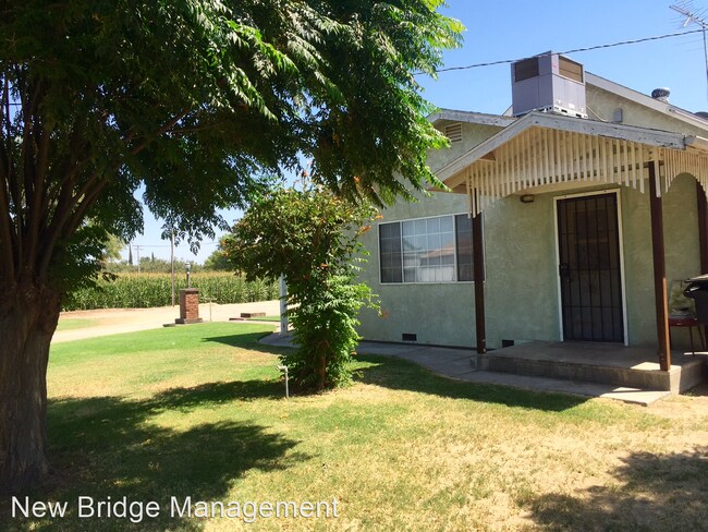 Foto del edificio - 2 br, 1 bath House - 20870 Bloss Avenue
